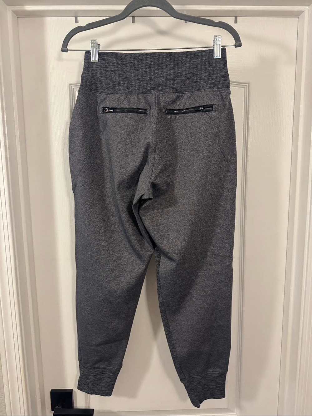 Athleta Venice Charcoal Gray Pull-On Joggers - Picture 7 of 8